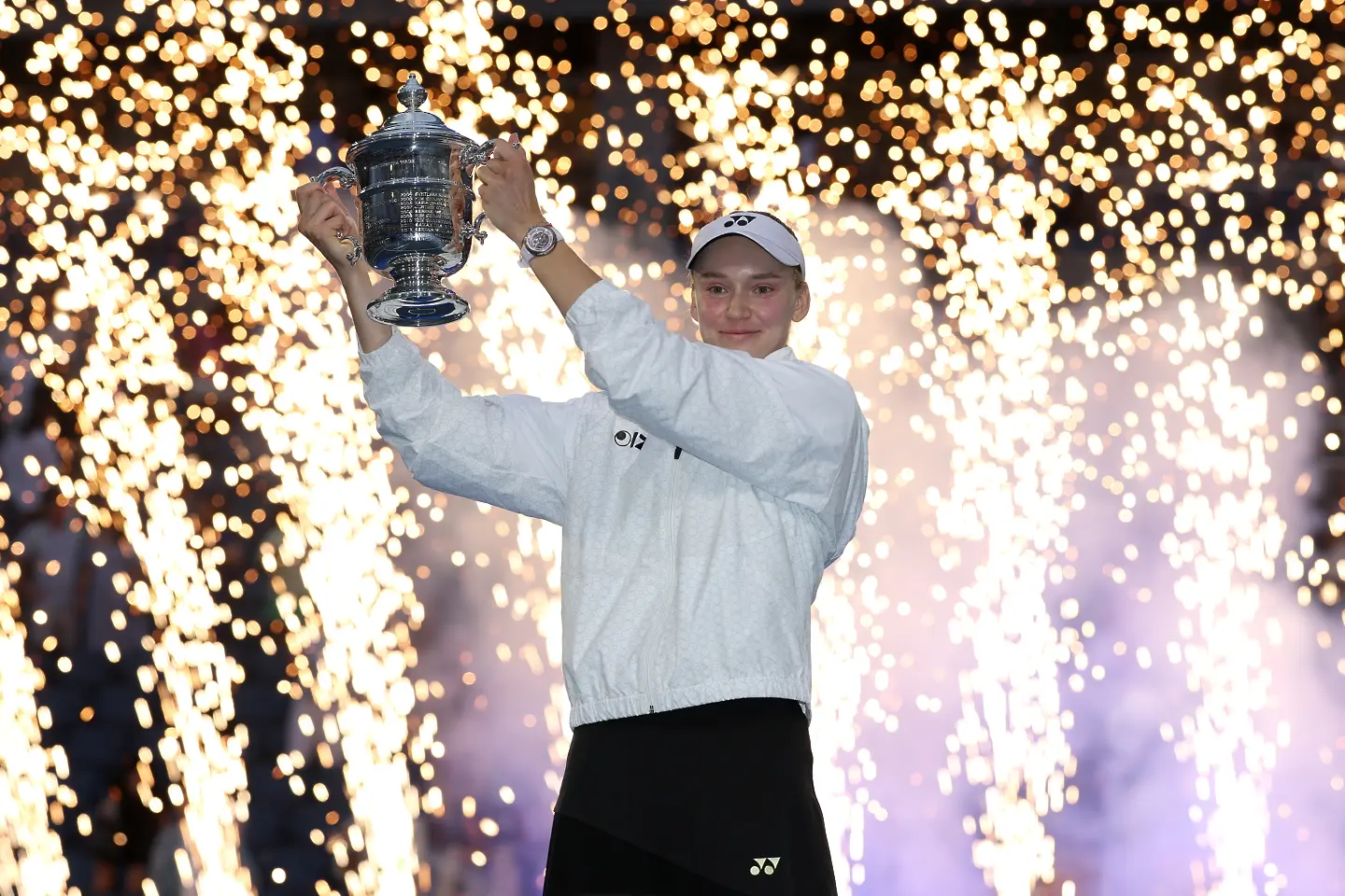 Елена Рибакина триумфира с първа титла на US Open / Getty Images