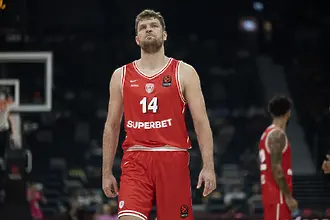 Везенков и Олимпиакос са на финал за Суперкупата на Евролигата