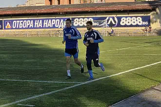 Ас на Левски отново тренира