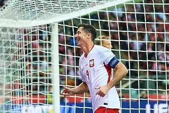 Полша посрами Румъния - 6:0 и хеттрик на Левандовски