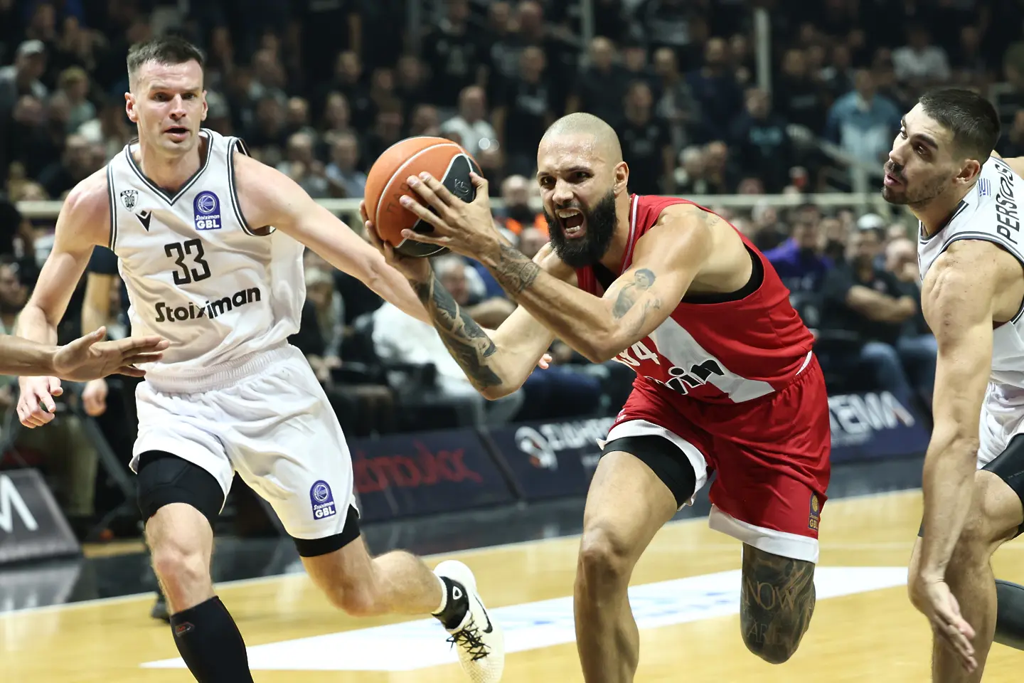 Еван Фурние, БК ПАОК - БК Олимпиакос / Getty Images
